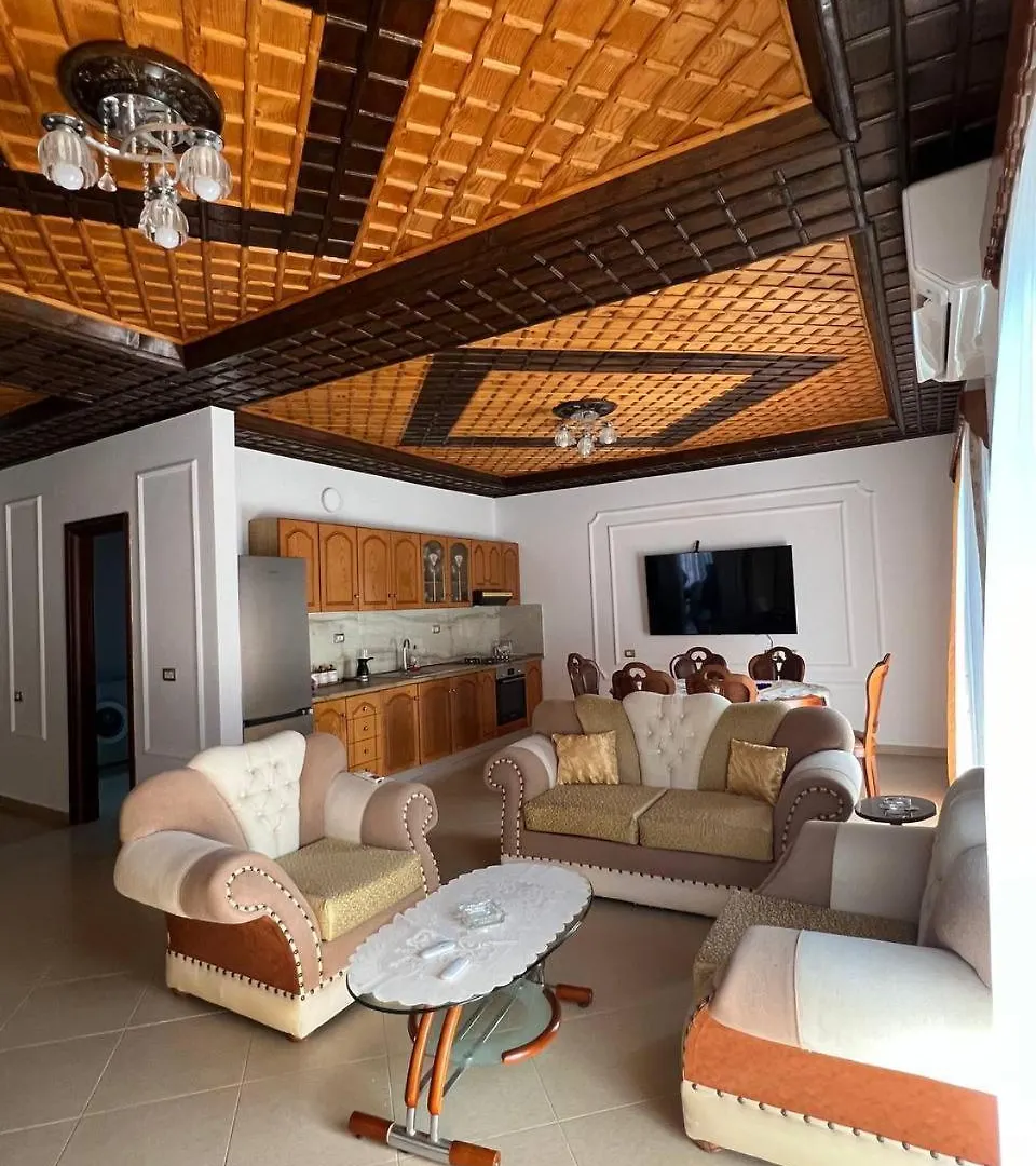Armando'S Wooden Roof Villa Berat Albania