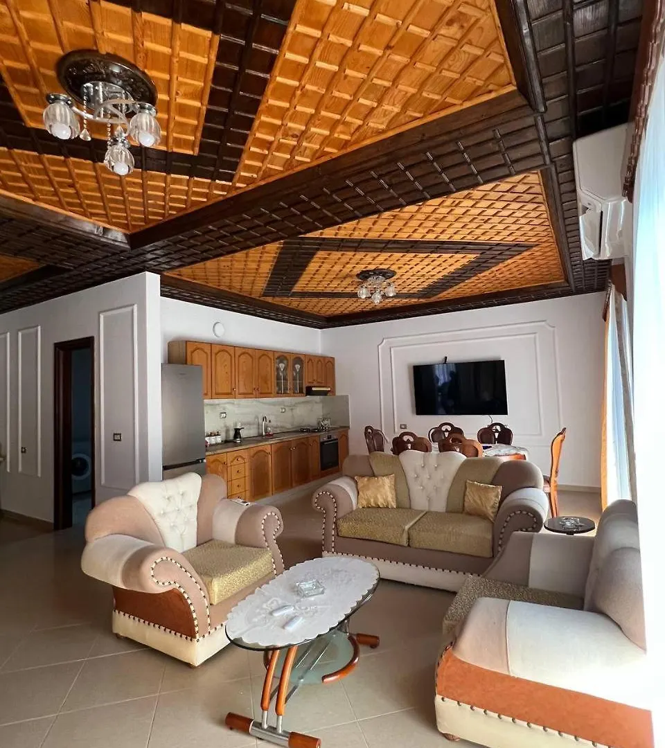 Armando'S Wooden Roof Villa Berat