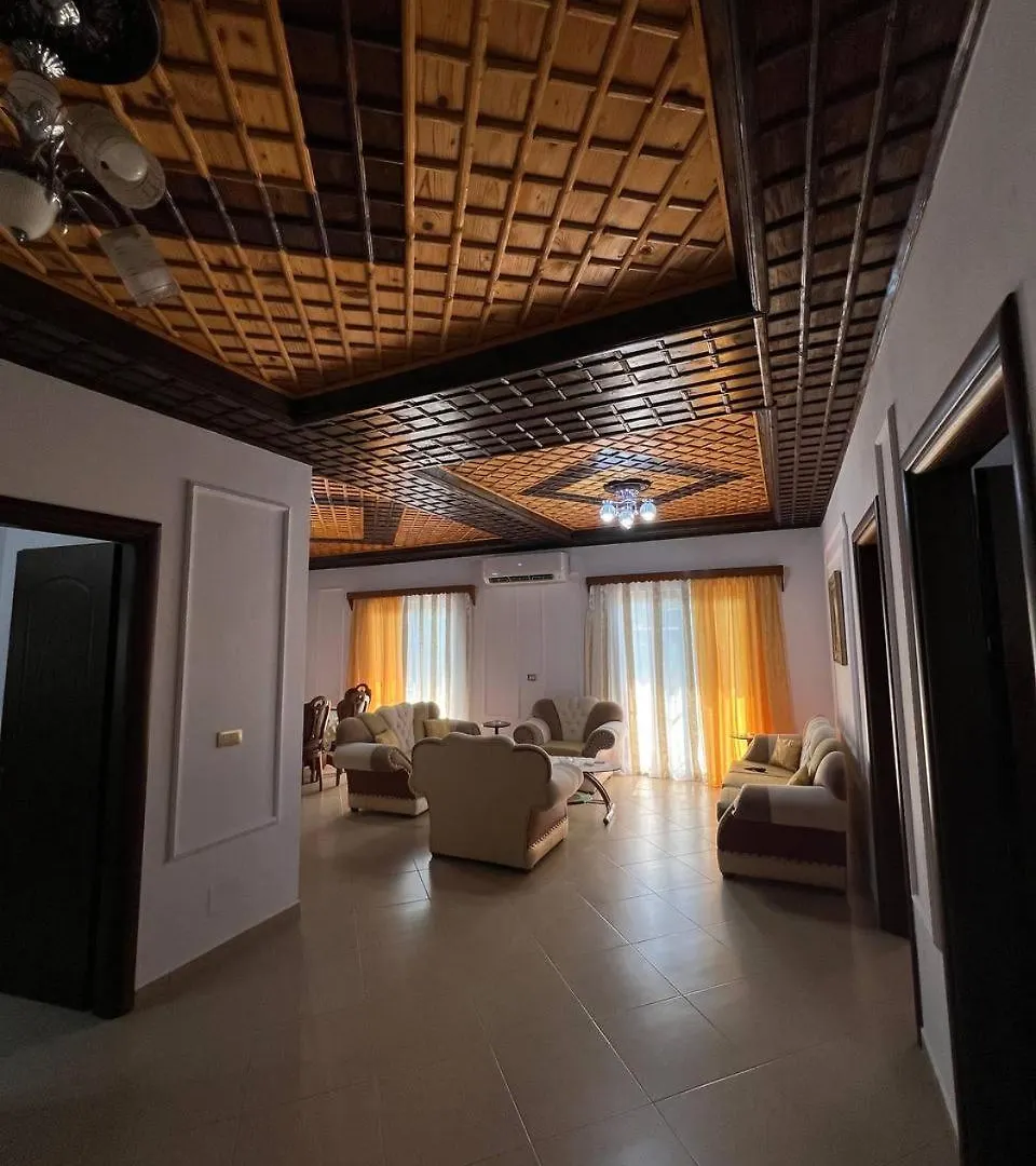 Armando'S Wooden Roof Villa Berat